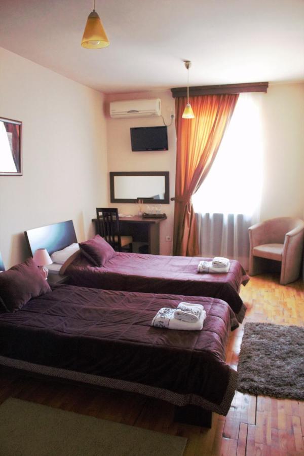 Garni Hotel City Kruševac Exterior foto
