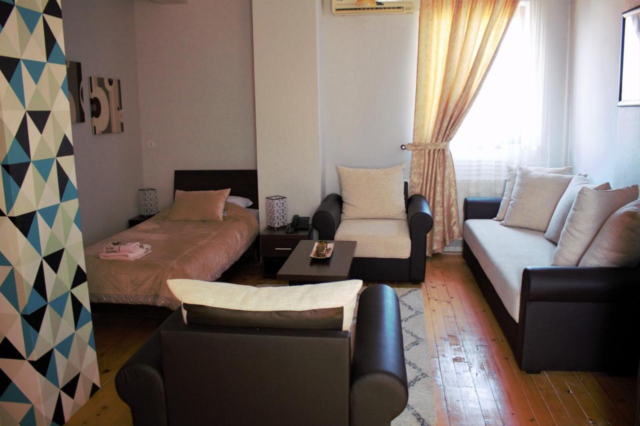 Garni Hotel City Kruševac Exterior foto