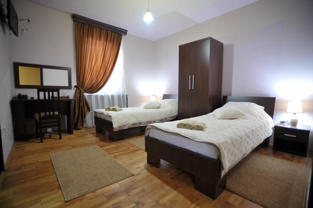 Garni Hotel City Kruševac Quarto foto
