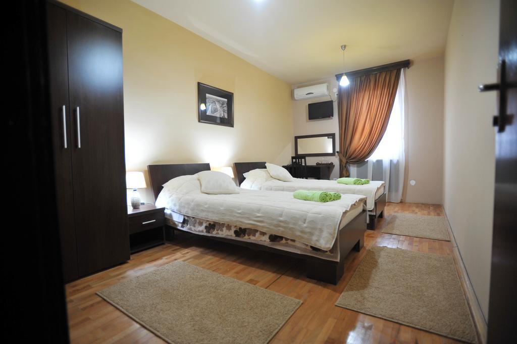 Garni Hotel City Kruševac Quarto foto